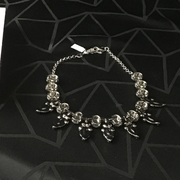 NWT Lia Sophia Astoria Statement Necklace - retired piece - Picture 2 of 5